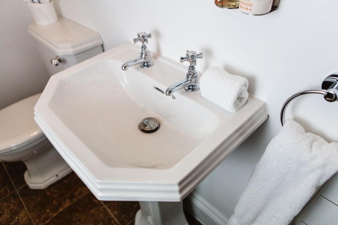 Highcliffe Hotel Falmouth Ngoại thất bức ảnh